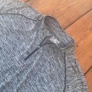 Under Armour Heat Gear Performance Golf Pullover in Grey Size XXL